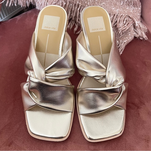 Dolce Vita Nyome Twisted Wedges  in Light Gold Stella - Size 8 - Picture 3 of 12